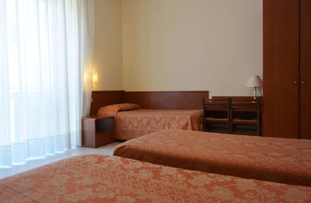 Hotel Rosengarten Pavia Exterior photo